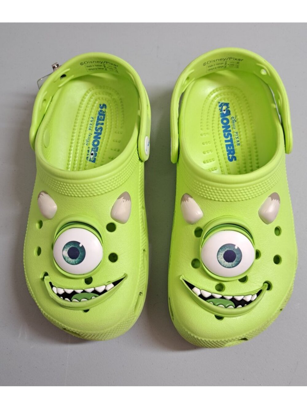 Monsters Inc Croc Shoes Clogs Sz J4 Youth Kids Childrens Boys Girls Disney Pixar